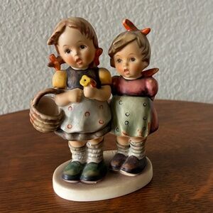 Hummel Daddy’s Girls Porcelain TMK7 #371